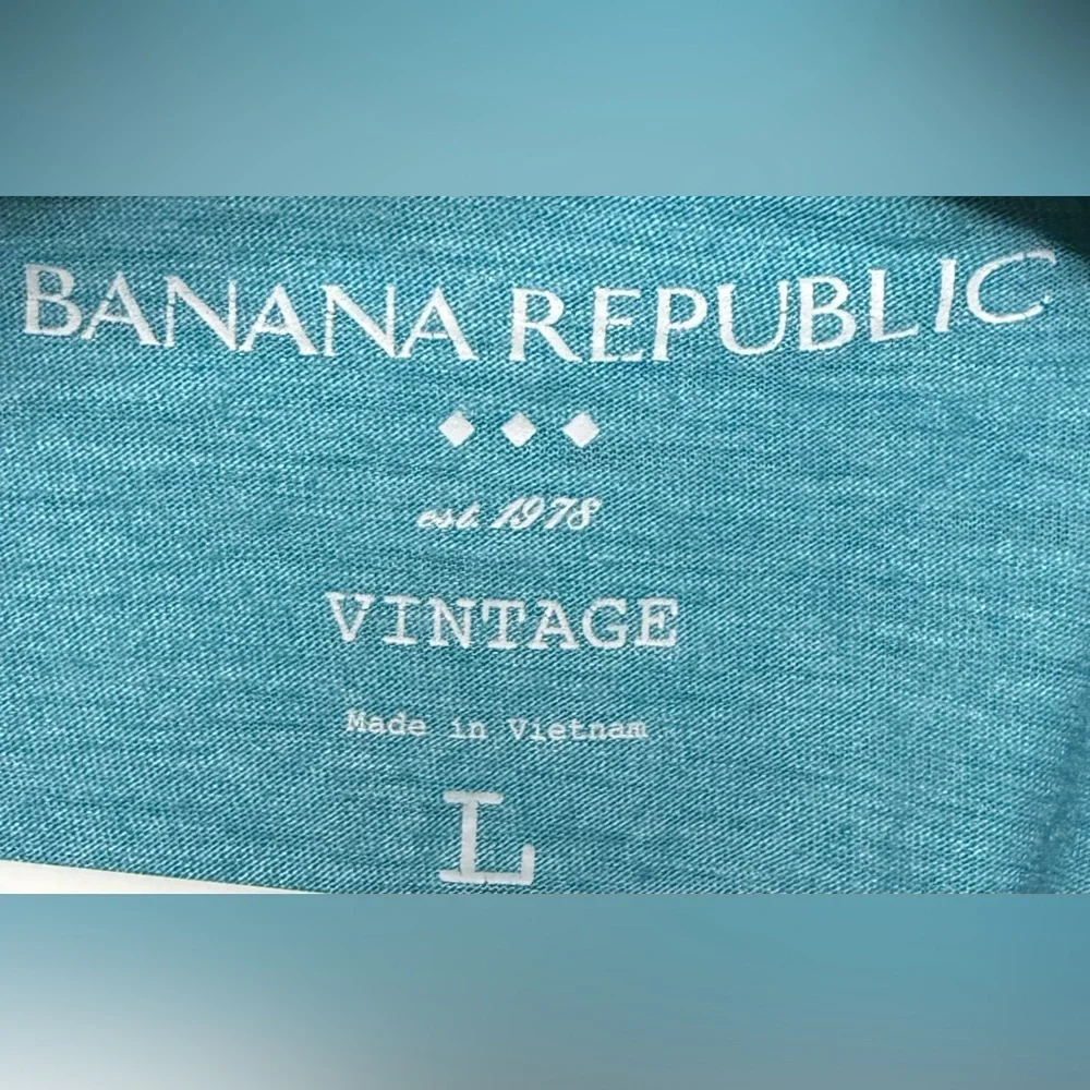 Banana Republic brand banana